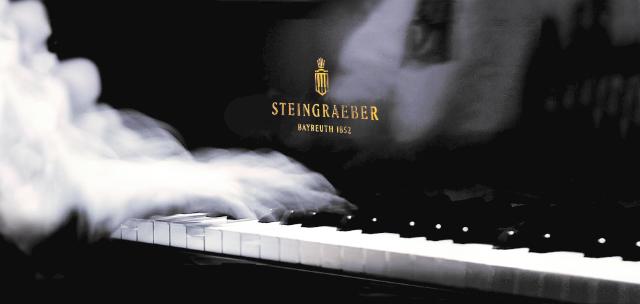 Steingraeber Flying Fingers