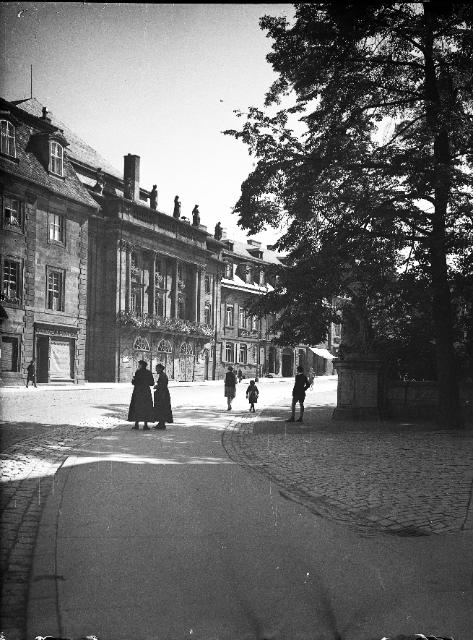 Opernstraße, Fotografie von Fritz Lauterbach