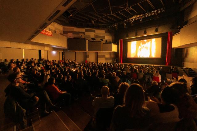 Bild vom Zuschauerraum im ZENTRUM
