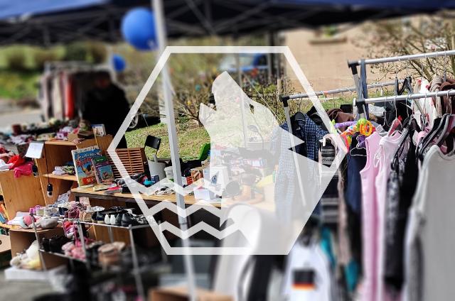Szene Flohmarkt mit Logo