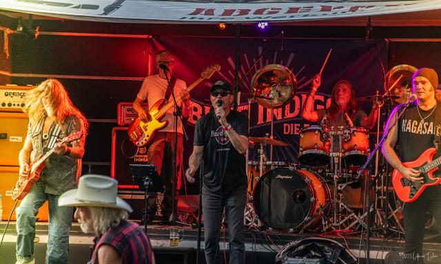 die Band auf der Bühne
