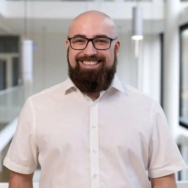 Prof. Dr. Sebastian Roth