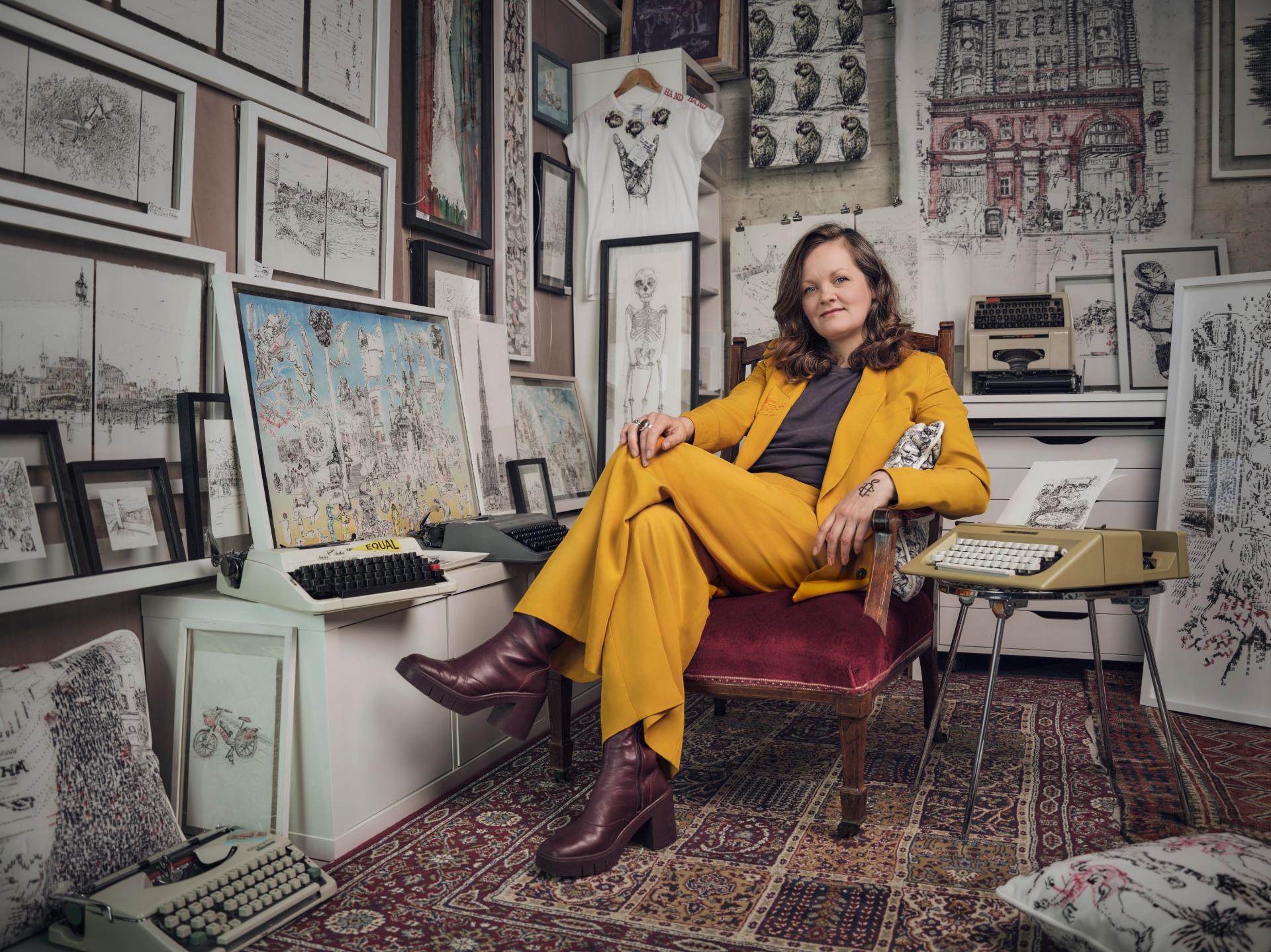 Keira Rathbone in ihrem Londoner Studio
