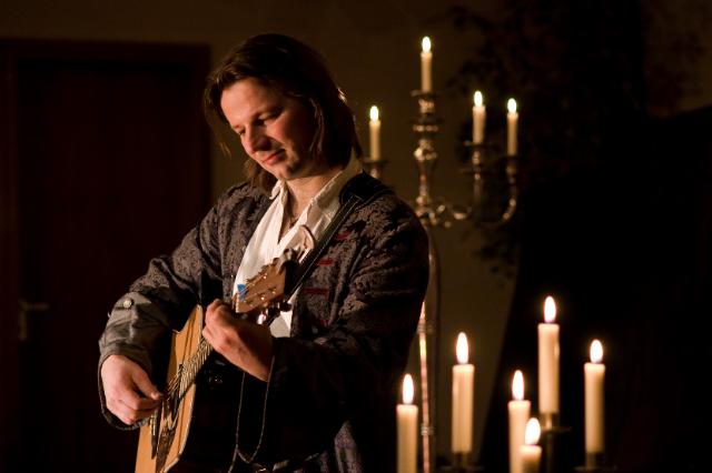 Burgkonzert: "Celtic Christmas Adventskonzert" mit Andy Lang